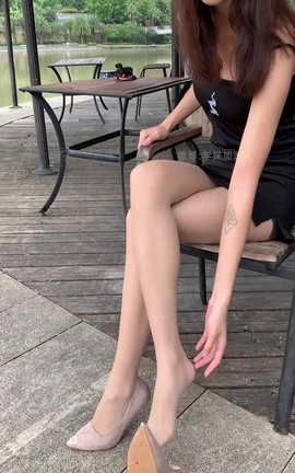 学妹加速跑 XM102《迷人的小七》[1080X1920][1分47秒]_丽丝库