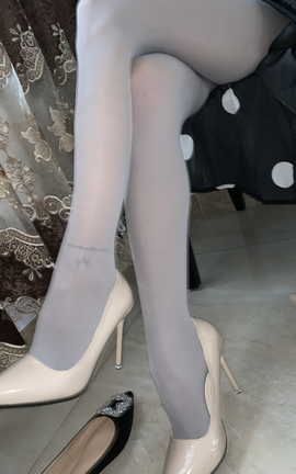 丝袜博主 Get_it_riri套图 part5_丽丝库