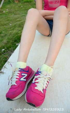 站前女神 恋足美腿棉袜女神级摄影套图 060