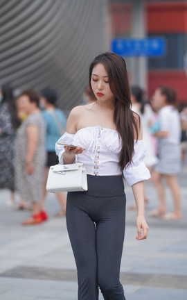 精选街拍作品 NO.0285 玲玲街拍作品 秋日恋语 part4_丽丝库