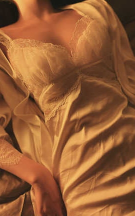 软妹小九九 July芝岚 丝滑睡衣_丽丝库