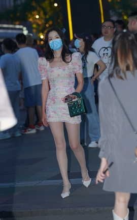 精选街拍作品 NO.1559 丝袜美腿_丽丝库