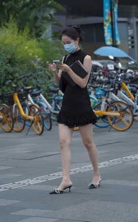 精选街拍作品 NO.1451 黑裙美女_丽丝库