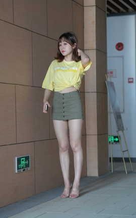 精选街拍作品 NO.0942 红石摄影作品 绿色短裙女孩 part1_丽丝库