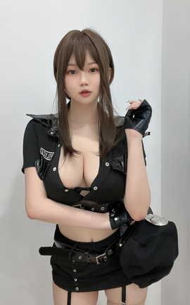 是依酱吖 - 丰满的一月_丽丝库