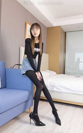 袜啵啵BoBoSocks NO.321 稚予-高跟鞋、厚黑丝_丽丝库