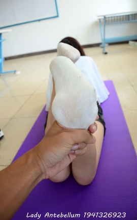 站前女神 恋足美腿棉袜女神级摄影套图 088