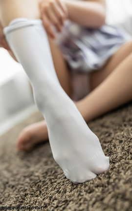 喵糖映画 JKL.001 制服少女_丽丝库