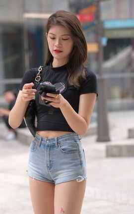 精选街拍作品 NO.1132 一始街拍作品 热裤美腿美女 part1_丽丝库