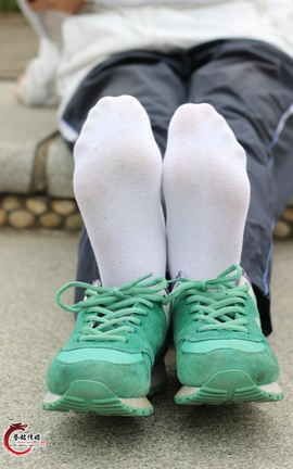 誉铭传媒(中学生棉袜套图)《九十三》