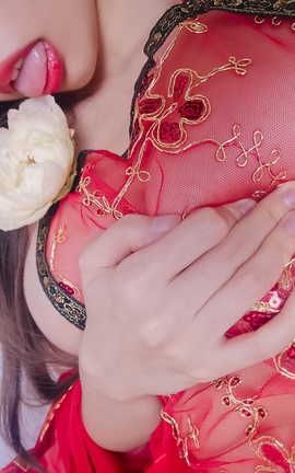 软软趴在床单上(铃木美咲)-离春节越来越近_丽丝库