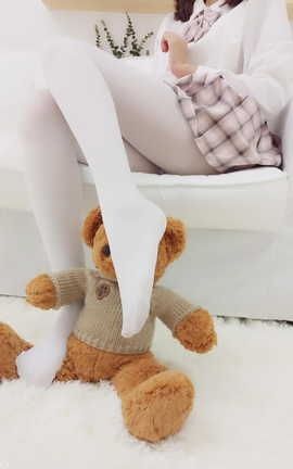 Kanami酱-脚踩蹂躏小熊_丽丝库