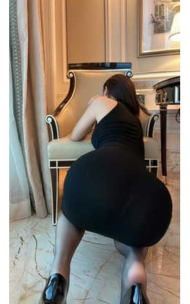 陈大小姐-微密圈系列 – 黑色连衣裙_丽丝库