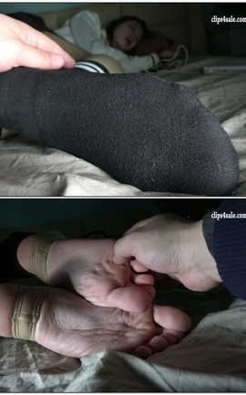 K&M足控脚底视频 150-肉丝棉袜短裙美女[3840X2160][19分20秒]_丽丝库