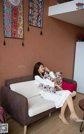 物恋传媒 No.085 柠檬 飘逸小白裙与细带高跟_丽丝库