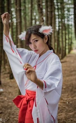 台湾网美 Wangmei 托托古装气质在孔庙_巫女武道在九天#0052_丽丝库