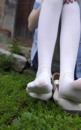 西尔酱 青草水手服_丽丝库