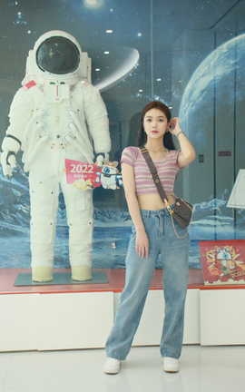 织梦映像 NO.009 燕婉之求-照水红蕖细细香_丽丝库