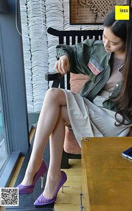 异思趣向IESS美足写真 丝享家124 无名氏《无敌紫色透视高跟鞋》