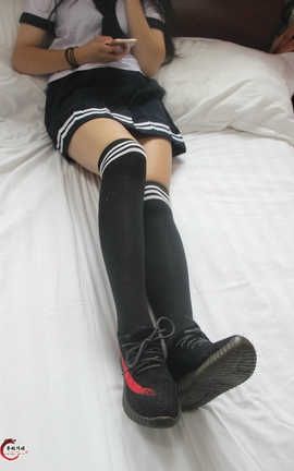 誉铭传媒YuMing (中学生棉袜套图)《一百一十七》_丽丝库