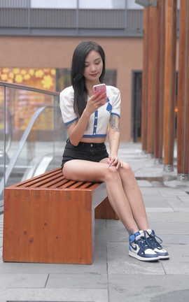 精选街拍作品 NO.1438 一始街拍作品 黑色热裤美女 part3_丽丝库