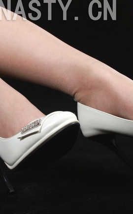 王朝贵足 No.311 Lika优雅白色镶钻高跟黑裙超薄肉色透明丝袜B