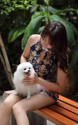 精选街拍作品 NO.0012 芝芝与狗狗原图_丽丝库