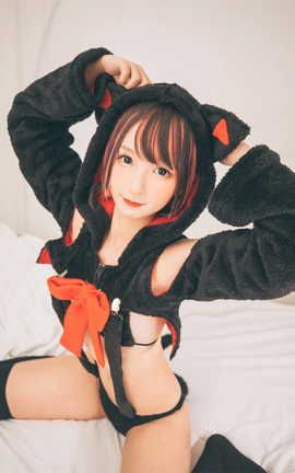 神楽板真冬-白黒 猫_丽丝库