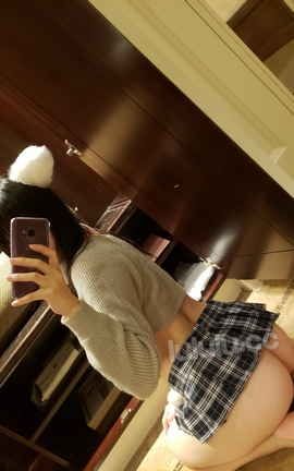 软软酱m-露脐毛衣拉拉队