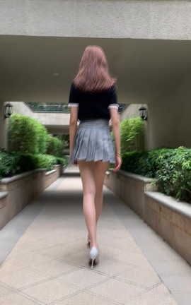 学妹加速跑 XM048《这天气看有点热-琪琪》[1080X1920][1分40秒]_丽丝库