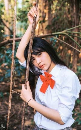 tumblr高颜值帐号-naixiangtaozi_丽丝库