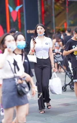 精选街拍作品 NO.0949 牛男街拍作品 街上的养眼身材 part1_丽丝库