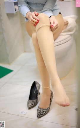 思话SiHua SH109 珺洁 卫生间里的私密美腿~_丽丝库