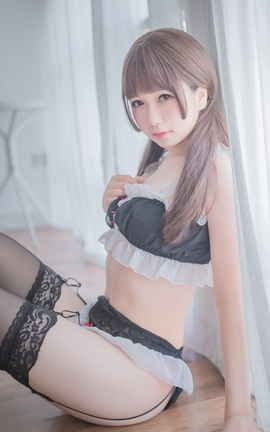 白金Saki - 吊带袜私房