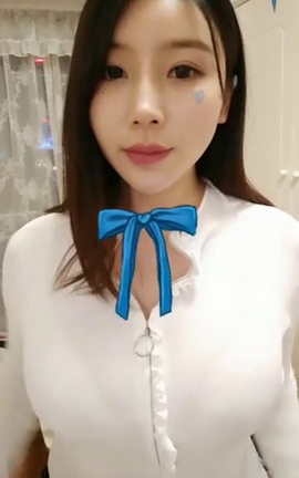 微密圈 童小芯(紫色哒豚豚) 合集 part8V35[272X480 52分5秒]_丽丝库