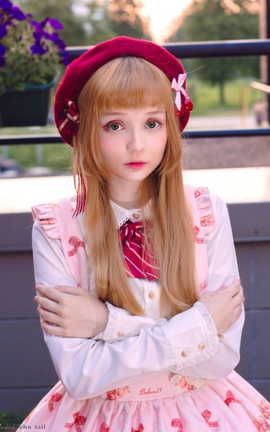 俄罗斯绝美coser RocksyLight Red Beret_丽丝库