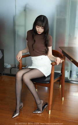 异思趣向IESS 2024.05.26 丝享家1751：团团《咖色穿搭》_丽丝库