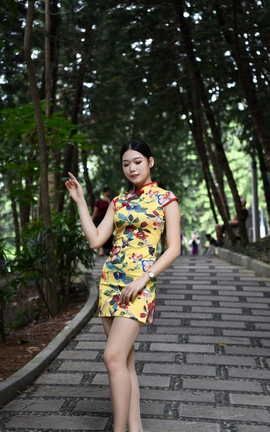 精选街拍作品 NO.1105 旗袍气质美女 part1_丽丝库