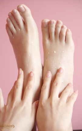 原味妖妖原创丝袜美腿套图-美足凉高