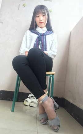 蕾蕾短丝套图-施肖楠_丽丝库