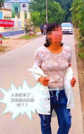爱露出全站付费资源-户外人前 老婆白天大街凸点_丽丝库