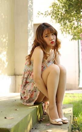 奈丝写真 NO.076 高高-花朵儿吊带裙_丽丝库
