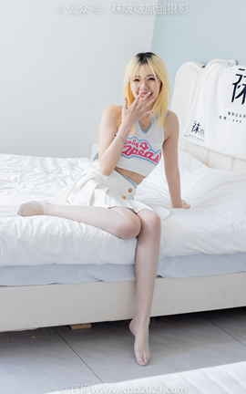 袜啵啵BoBoSocks NO.543 小甜豆 高跟鞋、油亮淡蓝丝、腰丝_丽丝库